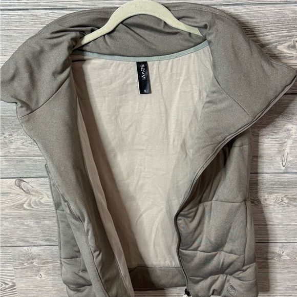 Savvi Meg Vest, Size Small, New without tags, Khaki/Tan Color - Picture 7 of 13